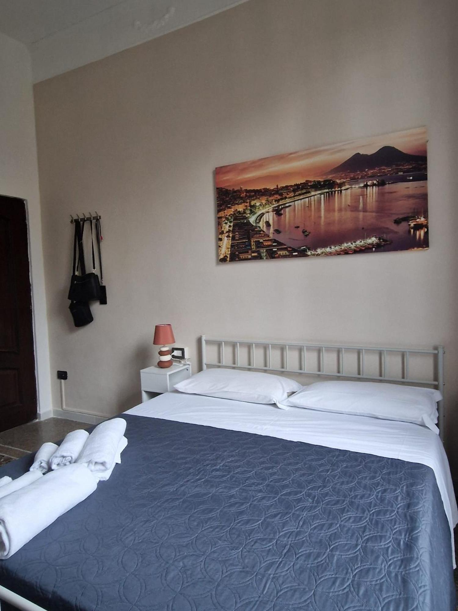 Il Rifugio Di Garibaldi Bed & Breakfast Naples Exterior photo