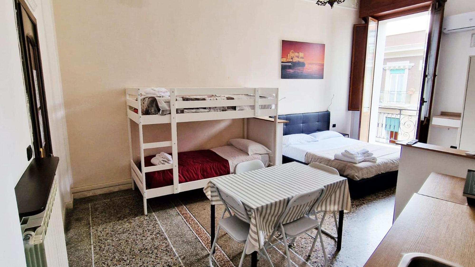 Il Rifugio Di Garibaldi Bed & Breakfast Naples Exterior photo